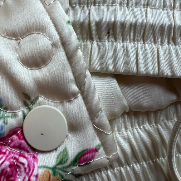 RARE For Love & Lemons Cream Floral Quilted Marlee Cropped Puffer Jacket - XL - Picture 6 of 13